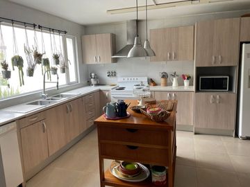 CASA CON PATIO AMPLIO CONJUNTO PRIVADO URB EL CONDADO