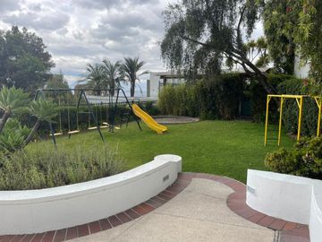 CASA CON PATIO AMPLIO CONJUNTO PRIVADO URB EL CONDADO