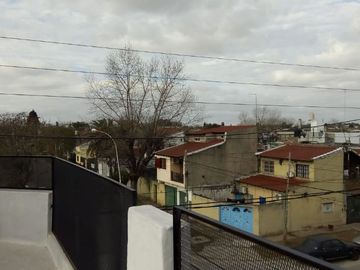 Casa PH en venta en Moron Sur