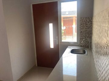 Rumah Baru, Murah Siap huni hanya 1 Unit di Graha raya, Tangerang