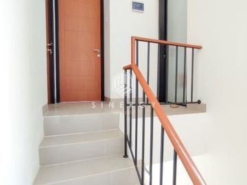 HUNIAN NYAMAN 2 LANTAI DI SAWANGAN DEPOK DP (0%)