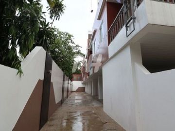 PH995 Elegant & Cozy Townhouse For Sale In Fairview