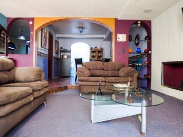 ADOLFO LOPEZ MATEOS, CASA EN VENTA 10663 RCV