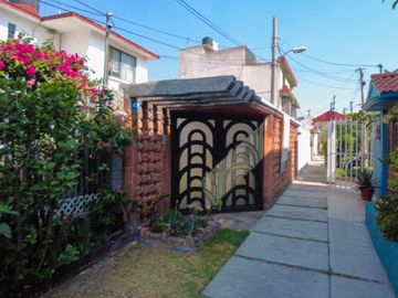 ADOLFO LOPEZ MATEOS, CASA EN VENTA 10663 RCV