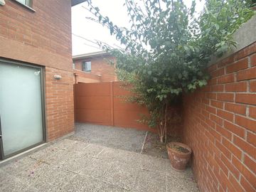 Casa en Venta en Pedro Garhnam Saravia 2577