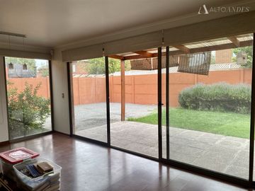 Casa en Venta en Pedro Garhnam Saravia 2577