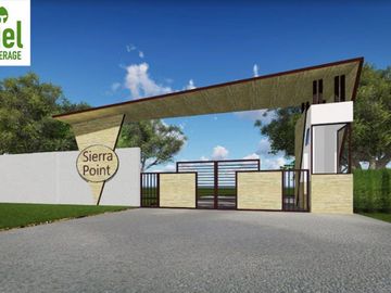 4 Bedroom Single Attached House for Sale in Minglanilla