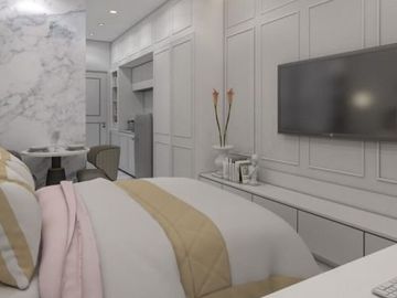 Murang condo Arts & Theater tower