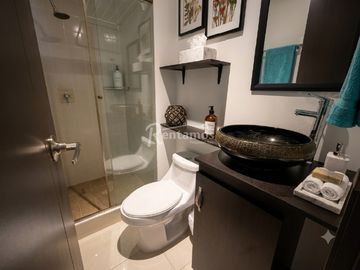 apartamento en arriendo en el tesoro. Cod A777192