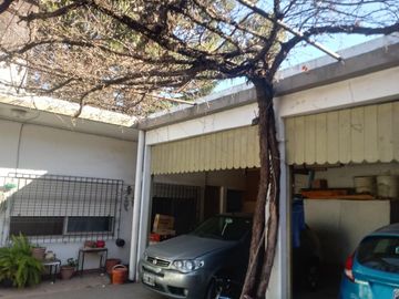 Casa En Venta Sobre Medrano Próximo A Fiscalía, Zona Cortijo Nuevo