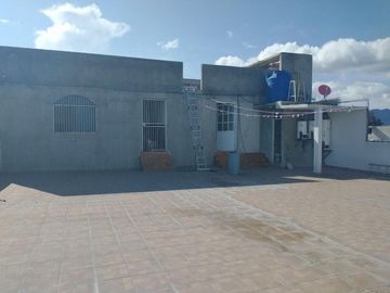 Tepotzotlan  Casa en VENTA con 3 departamentos y 3 locales