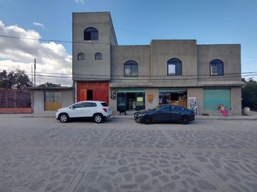 Tepotzotlan  Casa en VENTA con 3 departamentos y 3 locales