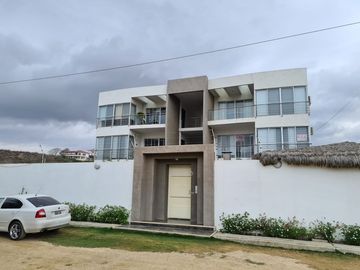 Lindo departamento con vista al mar