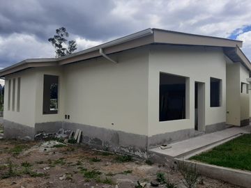 CONOCOTO, Conjunto Montecarlo, Casa independiente con terreno, una planta, 3 alcobas