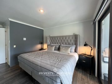 Casa mediterránea en condominio de 4 unidades.