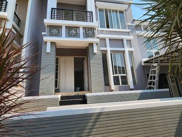 Rumah Ekslusif Dan Strategis Residence One BSD City  Di Tangerang