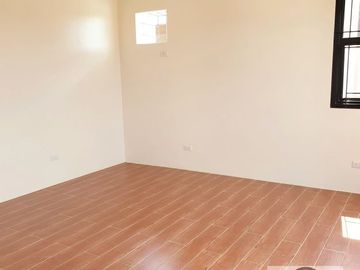 Flexible Terms 10% Downpayment, Installment up to 10 months, near Davao Airport ILUMINA Estates 4BR 3TB 180sqm Lot
