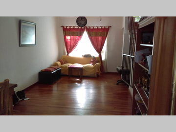 Casa (PH) en Dúplex en Venta en Caballito en 2 plantas, 4 ambientes 3 baños patio cochera 137 m2 totales – Galicia 1100