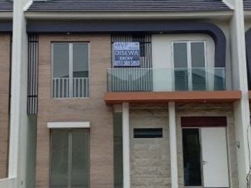 Disewa Rumah Greenland Cluster Garbera, Citraland, Surabaya Barat