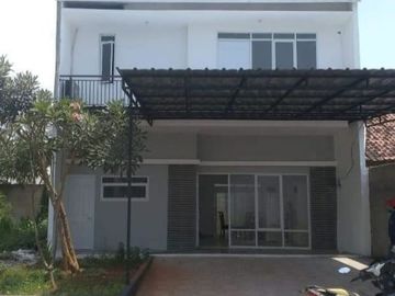 Dijual rumah hanya 15 menit ke stasiun Bekasi kota Bekasi
