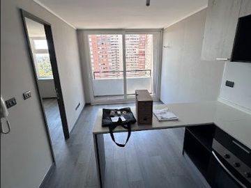 Departamento en arriendo de 1 dorm. en Macul