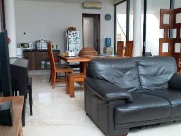 TownHouse Eksklusif di Pesanggrahan ada Fasilitas Kolam Renang Siap huni Harga Mulai dari 3.650 M Sj
