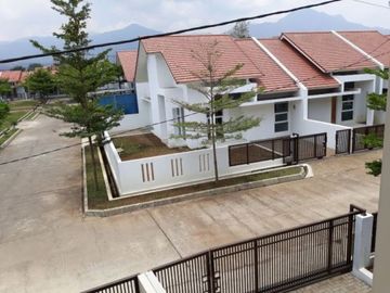 Rumah 1 lt dan 2 lt siap huni puri cisaranten arcamanik bandung