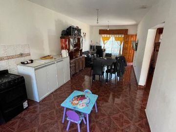 Casa PH en venta en Quilmes Oeste