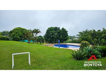 Casa-finca campestre en Morelia, Pereira