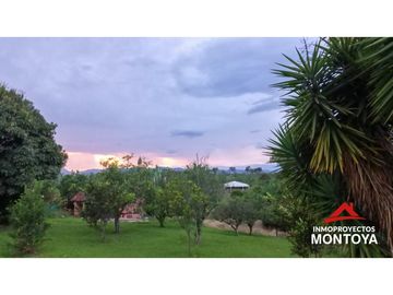 Casa-finca campestre en Morelia, Pereira