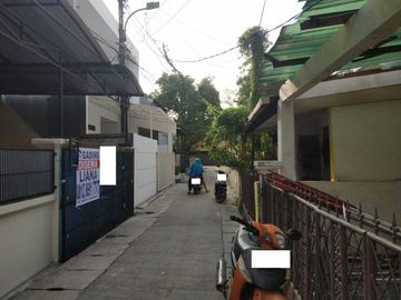 DISEWAKAN !! Rumah Bagus Jalan 1 Mobil di BCS , Bisa Nego