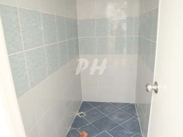 Townhouse For Sale in Tandang Sora at 9M PH926 A