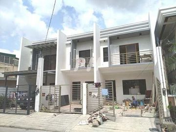 Townhouse For Sale in Tandang Sora at 9M PH926 A