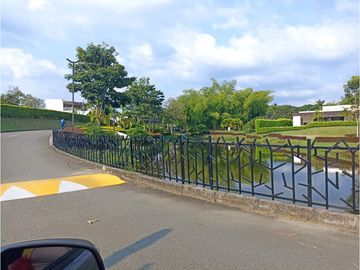 VENTA DE CASA CAMPESTRE EN ARMENIA, QUINDO, COLOMBIA