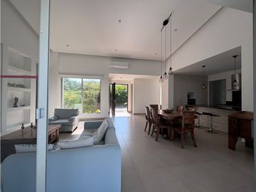 VENTA DE CASA CAMPESTRE EN ARMENIA, QUINDO, COLOMBIA