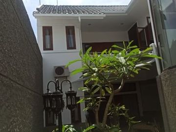 PUSPITA LOKA BSD CITY RUMAH SEMI FURNISHED CANTIK
