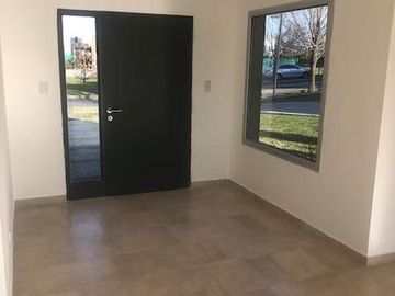 Casa en Ayres Plaza