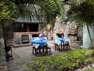 Casa en Fraccionamiento en Rancho Tetela, Cuernavaca, Morelos CAEN-20-Fr