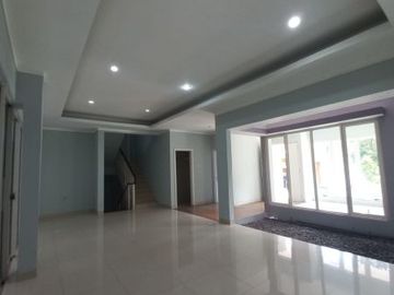 Kebayoran Garden, Rumah Baru selesai di Renovasi siap huni, SC-4508