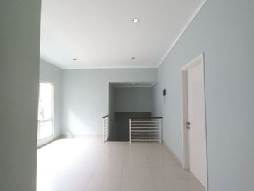 Kebayoran Garden, Rumah Baru selesai di Renovasi siap huni, SC-4508