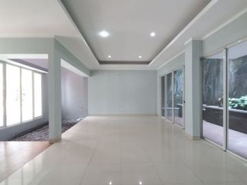 Kebayoran Garden, Rumah Baru selesai di Renovasi siap huni, SC-4508