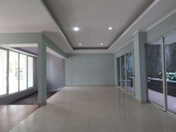 Kebayoran Garden, Rumah Baru selesai di Renovasi siap huni, SC-4508