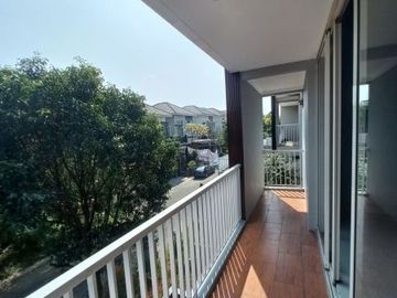 Kebayoran Garden, Rumah Baru selesai di Renovasi siap huni, SC-4508
