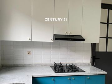 Disewakan Rumah Dalam Cluster Di Bsd Js 18132