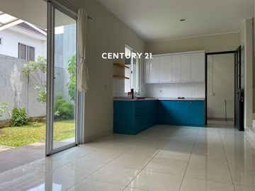 Disewakan Rumah Dalam Cluster Di Bsd Js 18132