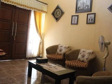 Rumah Siap Huni Klampis Semolo Tengah Surabaya