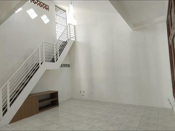 RUMAH BARU VILLA MELATI MAS BLOK T SIAP HUNI DIJUAL MURAH