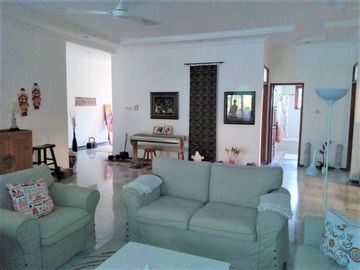 Disewakan Rumah Siap Huni di Kemang Timur Dengan Private Pool dan Taman HSE-A0668