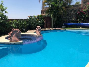 Casa en Fraccionamiento en Lomas de Tetela Cuernavaca - SOR-337-Fr