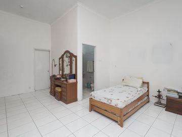 Rumah Luas SHM 1 Menit ke Gerbang Tol Pondok Kelapa 2 Bisa KPR J-48232